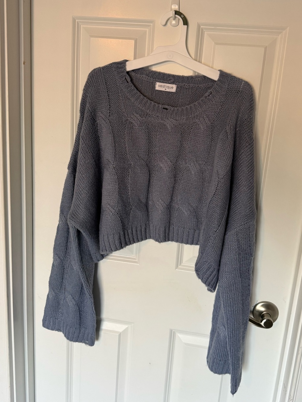 Vestique Cropped Cable Crewneck Sweater - Slate Blue